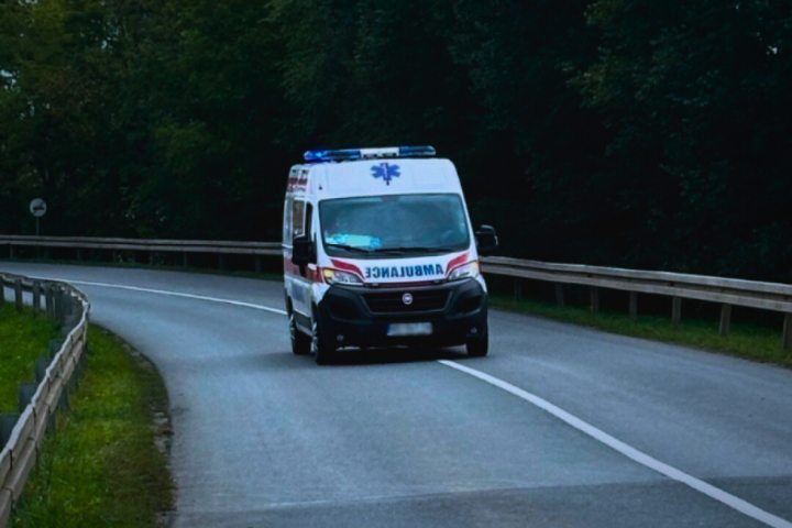 Težak udes kod Bečeja: VIše osoba zarobljeno u vozilima, strahuje se da ima mrtvih