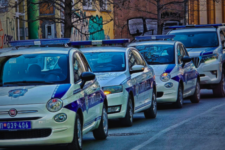 Velika akcija policije i VJT u Beogradu, pala hapšena i pretresi: Ovo su detalji zaplene arsenala oružja