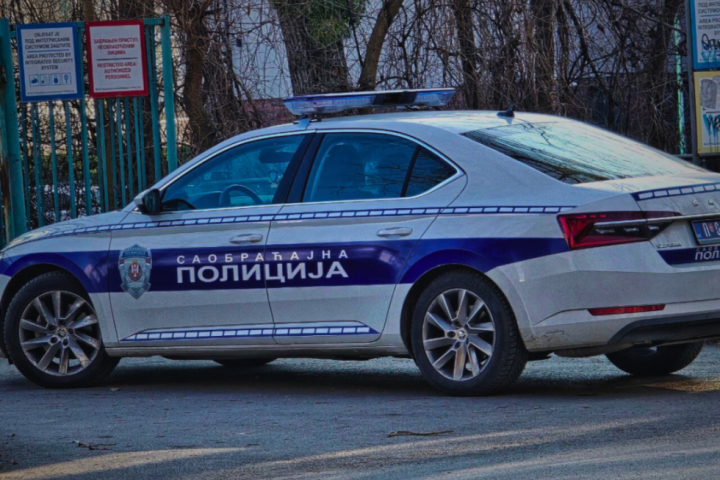 Oboren motociklista u Odžacima, automobil mu oduzeo prednost