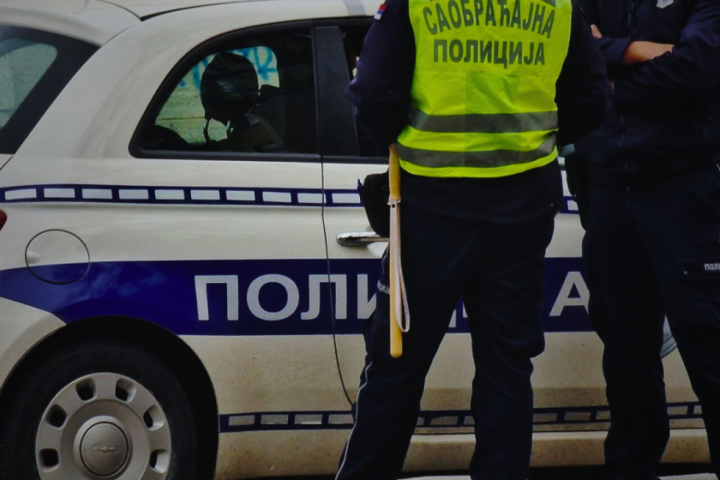 14 saobraćajnih nezgoda u Južnobačkom okrugu za dan: Jedna osoba teško povređena