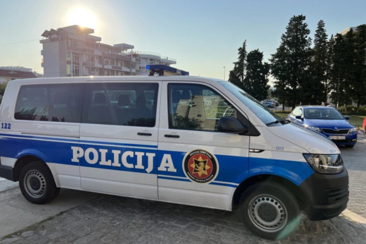 Crnogorska policija traži piromane helikopterom i dronovima