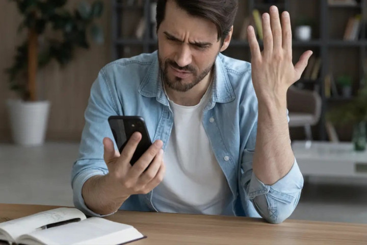 Važno upozorenje MUP o lažnim SMS porukama: Ovako vam skidaju novac sa računa, NE ODGOVARAJTE!