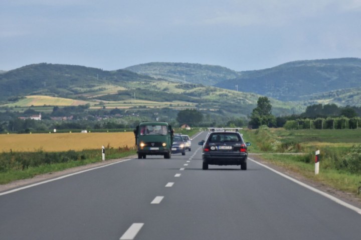Za praznike pojačana kontrola saobraćaja, očekuje se veći intenzitet na putevima