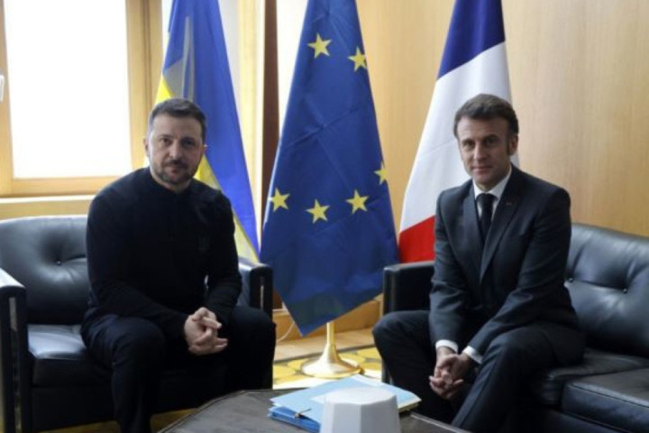 Zelenski stigao u Pariz na sastanak sa Makronom pred samit „Koalicije voljnih'”