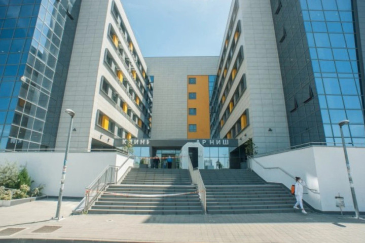 Još troje povređenih u požaru u Kočanima stiglo u UKC Niš