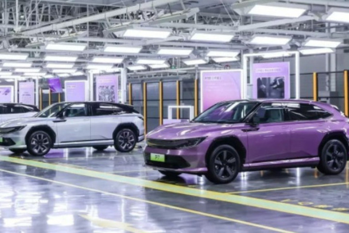 Honda smanjila broj radnika u fabrici električnih vozila, zamenila ih robotima i AI tehnologijom