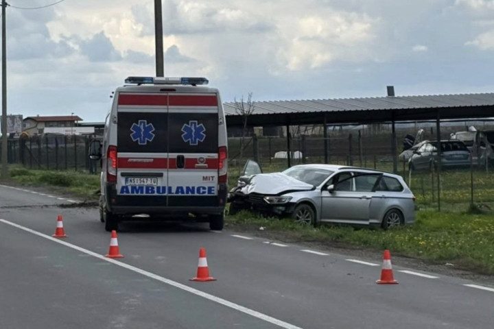Prva fotografija sa mesta teške nezgode u Rumenci, ima stradalih