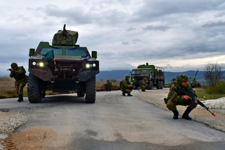 Vojska Srbije: Provera obučenosti pešadijske čete Vojske Srbije za angažovanje u mirovnoj operaciji