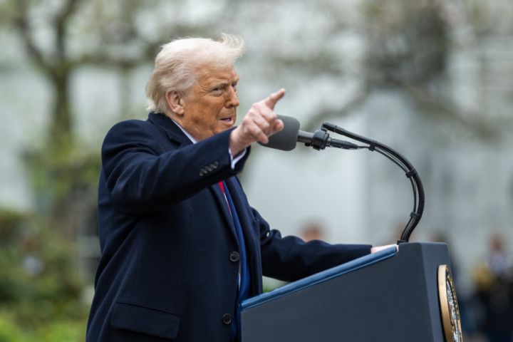 Donald Tramp traži kaznene carine za Kinu i Indiju: EU odbija da uđe u američke trgovinske ratove