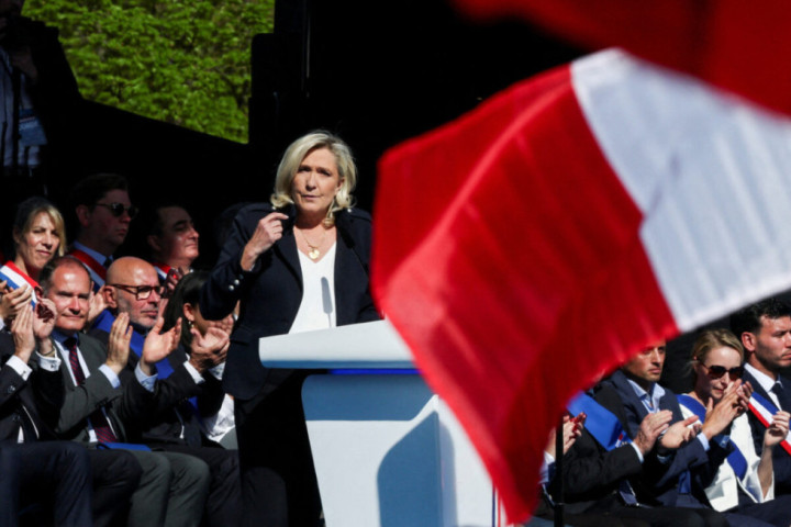 Pretio predsednici suda koji je osudio Marin Le Pen: Osuđen na 8 meseci zatvora uslovno