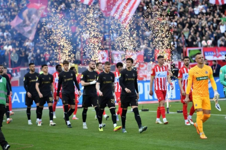 Crvena Zvezda preokretom savladala Partizan u 176. "večitom" derbiju