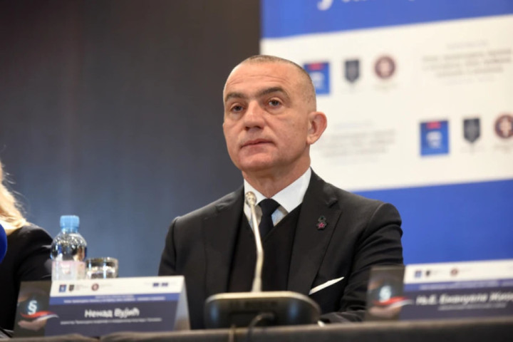 Ministar pravde: Pritisci nedopustivi, pritvor u Užicu određen zbog napada na policiju
