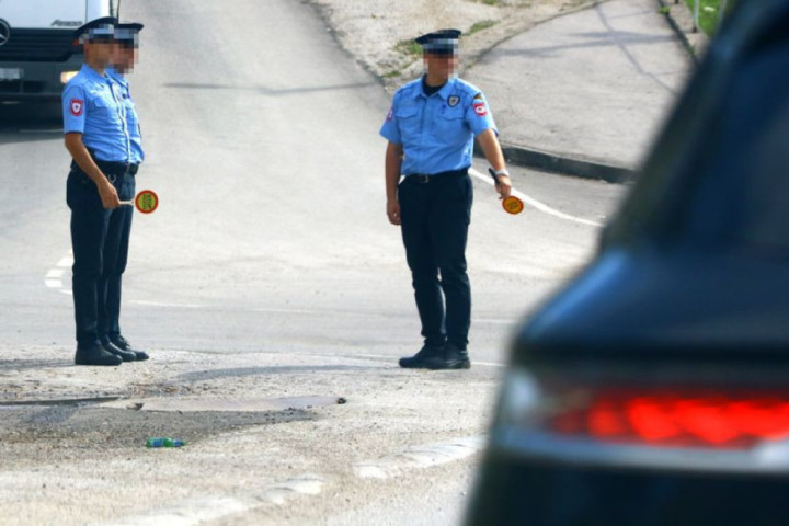 Predložen pritvor uhapšenim za šverc droge u Nevesinju, među njima i maloletnik