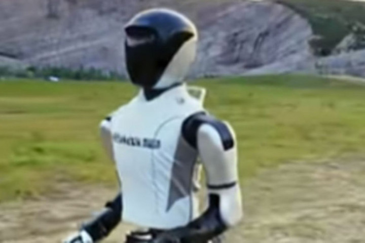 Peking je bio domaćin prvog polumaratona humanoiodnih robota