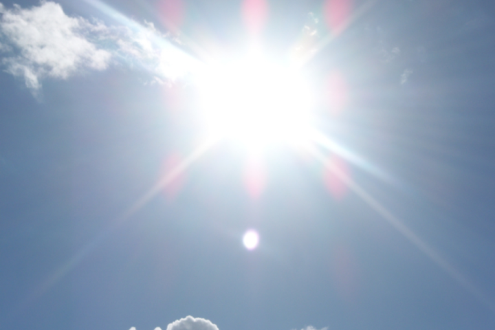 Danas sunčano i toplo, temperature do 25 stepeni, uveče kiša i zahlađenje