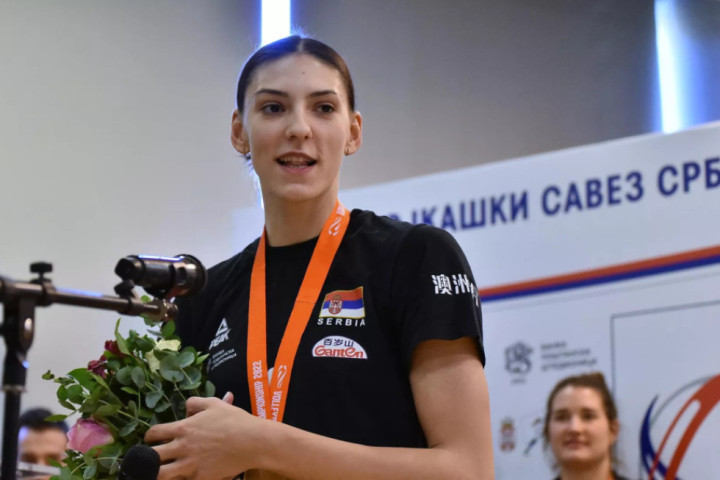 Tijana Bošković nakon 10 godina odigrala poslednji meč za turski Ezačibaši