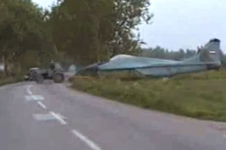 Snimci koji su bili najstrože čuvana tajna: Lažni avioni prevarili NATO, gađali su drvene MiG-29