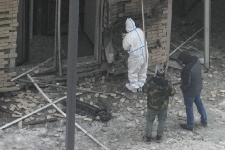 Eksplozija u zgradi u Moskvi, izbio požar i urušio se sprat: Troje ljudi stradalo, šestoro povređeno