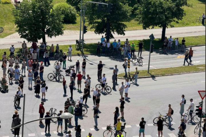 Blokada 30 raskrsnica u Novom Sadu: Pogledajte lokacije blokada