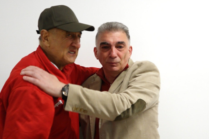 Ovo je čovek koji se odrekao jetre zbog duplo mlađeg pacijenta: Sugrađani Sulu pokazali da u borbi nije sam