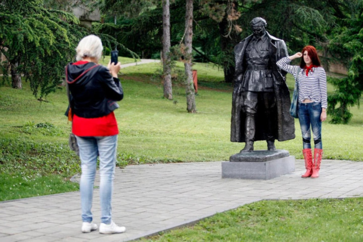 Danas besplatan ulaz u Muzej Jugoslavije, a od 17 časova u Parku skulptura nastupa DJ