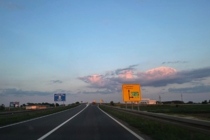 Kratko zadržavanje za putnička vozila na Preševu, Gradini i Gostunu