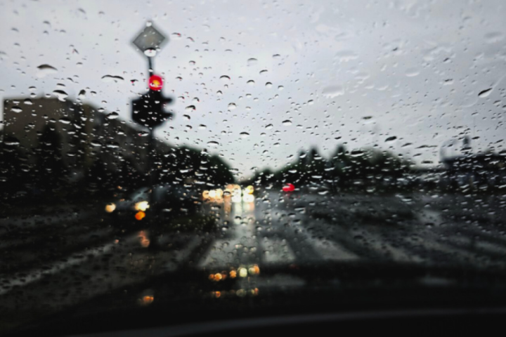 Novo upozorenje RHMZ: Upaljeni narandžasti i žuti meteoalarm, očekuje se veća količina padavina