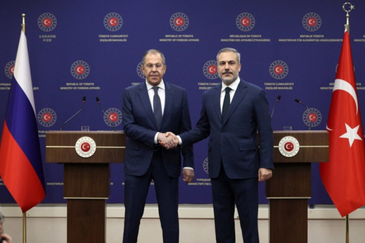 Lavrov i Fidan razgovarali o pripremama za pregovore u Istanbulu