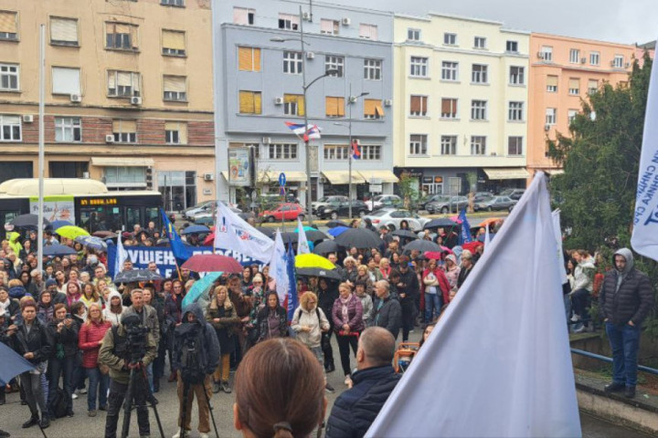 Nezavisni sindikat prosvetnih radnika Srbije: Pridružujemo se sutrašnjem protestu univerzitetskih profesora