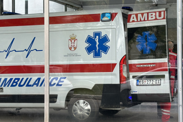 Mladenovac: Automobil udario trogodišnje dete na pešačkom prelazu