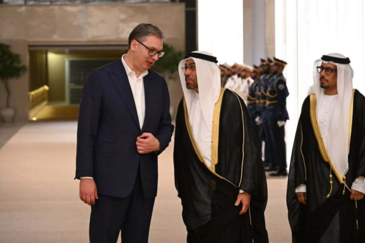 Vučić se danas sastaje sa šeikom bin Zajedom u Abu Dabiju