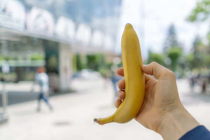 Uvedeno vanredno stanje zbog banana, krenula hapšenja i policijske akcije