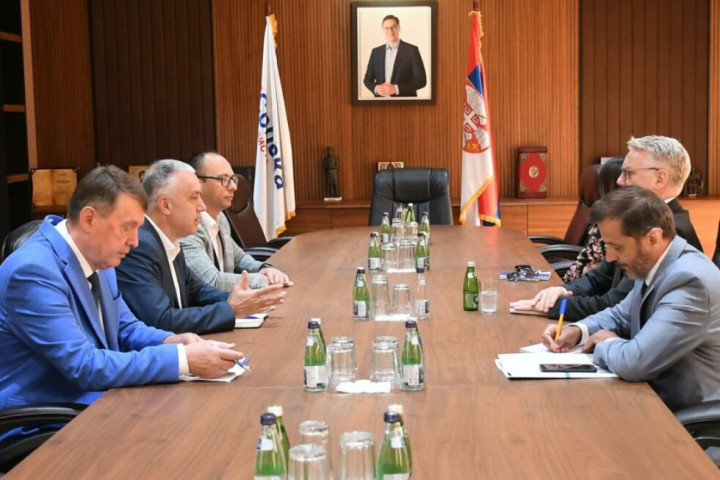 Delagacija Srpske liste sa šefom Misije OEBS o izazovima sa kojima se suočavaju Srbi na KiM