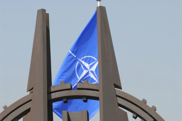Belgijski ministar: NATO bi sravnio Moskvu ako Rusija napadne Brisel