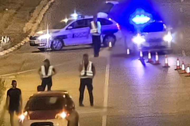 Poznato stanje momka i devojke povređenih u teškoj nezgodi na Mišeluku, prevezeni na odeljenje reanimacije