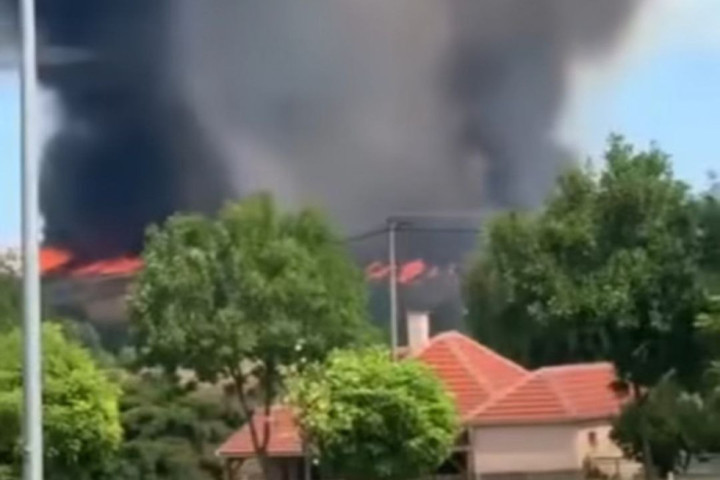 Veliki požar guta gradsku deponiju u Kragujevcu: Grad u dimu, građani prijavljuju tegobe sa disanjem