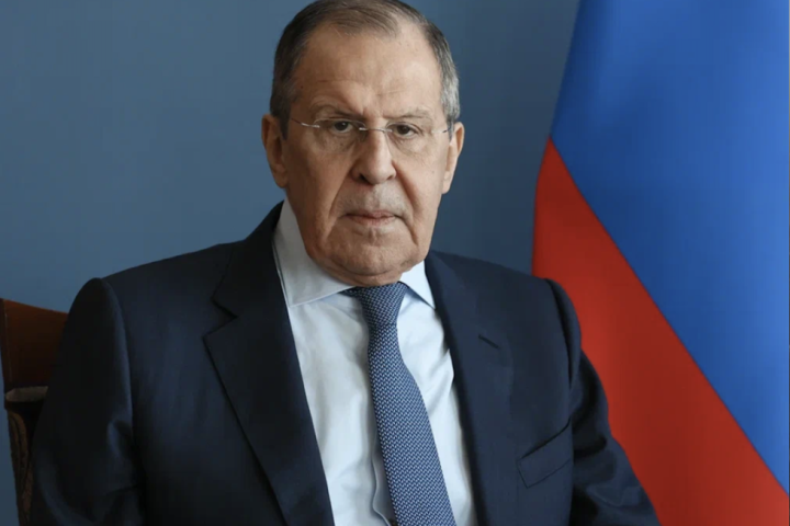 Lavrov: Pratimo situaciju u Srbiji, nadamo se da će protesti biti rešeni na osnovu Ustava i zakona