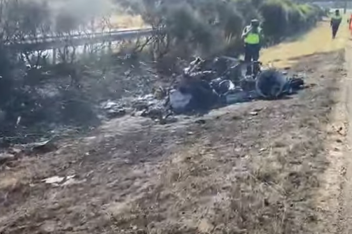 Ovo je mesto na kom je Diogo Žota nastradao: Automobil SMRSKAN a delovi razbacani po putu(VIDEO)