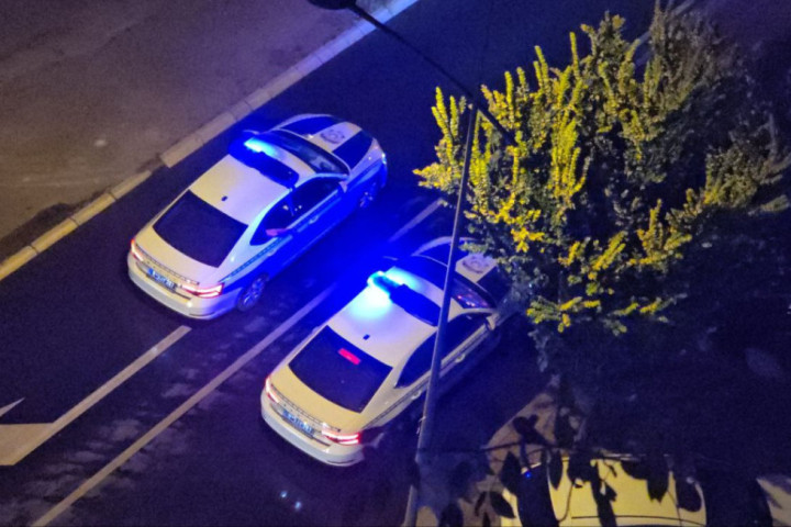 BLOG UŽIVO: Nakon sukoba u Užicu, građani ispred stanice policije, traže oslobađanje uhapšenog, napeto bilo u Topoli