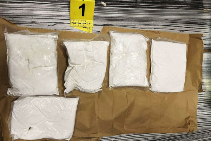 ZAPLENJENO PET KILOGRAMA AMFETAMINA: Policija pretresom stana na Zvezdari pronašla drogu, osumnjičeni uhapšen