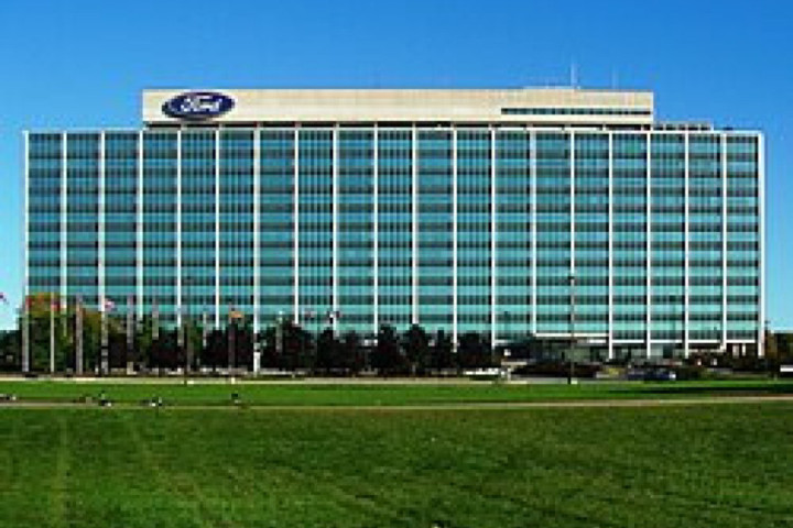 Ford opozvao skoro 700.000 vozila u SAD zbog rizika od požara u motoru