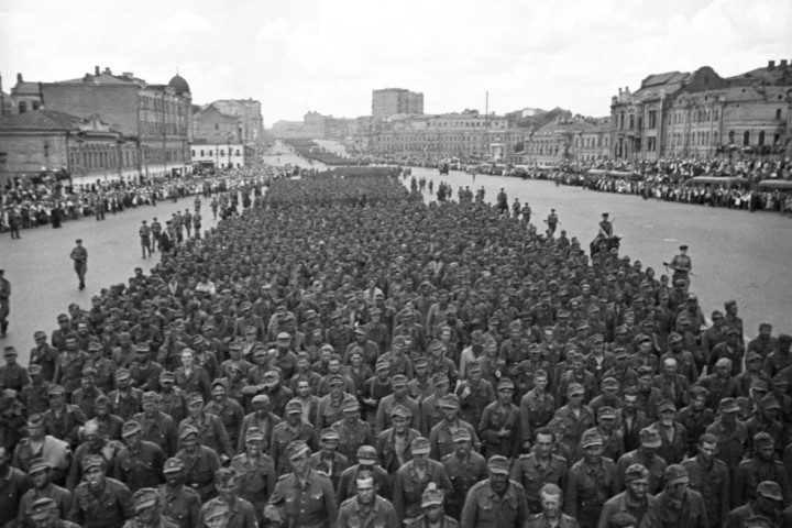 PARADA POBEĐENIH: Dan kada je Moskvom marširalo 57.000 zarobljenih nacista