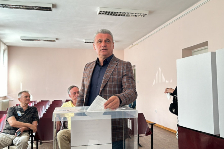Gradonačelnik Čačka u narednom periodu zbog zdravstvenih problema neće obavljati dužnost