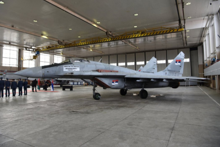 Vojska Srbije: Letačka obuka na višenamenskim borbenim avionima
