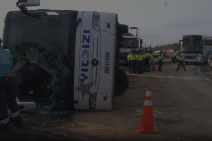 Autobus u Turskoj udario u ogradu, poginule tri osobe