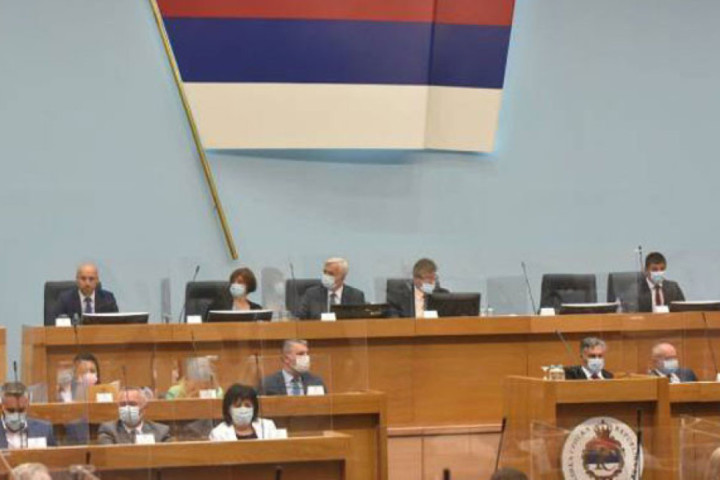 Poslanici NSRS izglasali ostavku premijera Radovana Viškovića