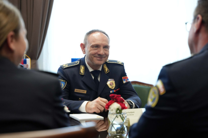 Direktor policije Vasiljević na sastanku sa direktoro rumunske policije: Razgovarali o unapređenju policijske saradnje