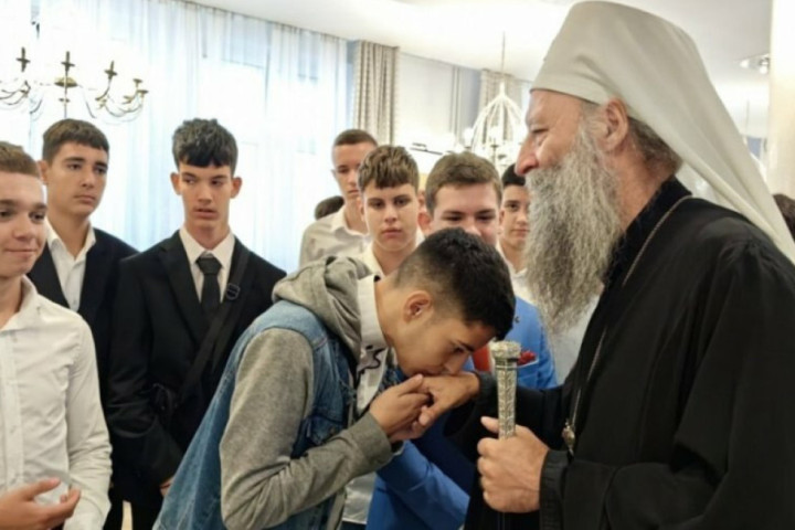 Patrijarh Porfirije služio Liturgiju povodom početka nove školske godine
