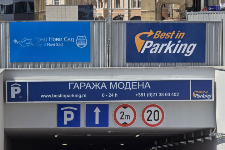 Otvorena javna garaža Modena u Novom Sadu, čeka se parterno uređenje