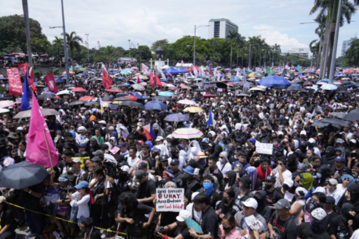 Masovni protesti protiv korupcije na Filipinima